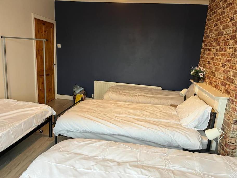 Ovington Grove 2 Fully Equipped Kitchen Free Parking 3 Bedrooms Netflix Ньюкасл-апон-Тайн Экстерьер фото