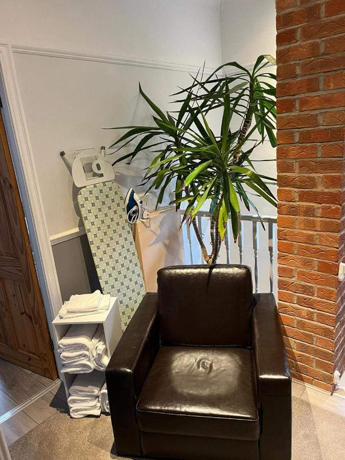 Ovington Grove 2 Fully Equipped Kitchen Free Parking 3 Bedrooms Netflix Ньюкасл-апон-Тайн Экстерьер фото